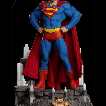 Superman Unleashed Deluxe DC Comics Art Scale Statue 1/10 26 cm